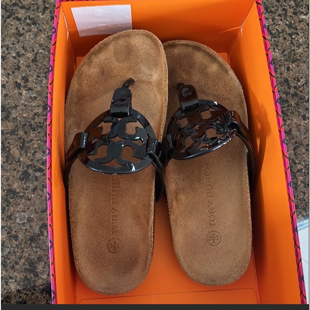 Like new Tory Burch Miller Cloud Sandal in Black